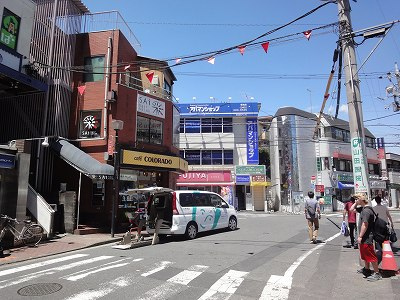 菊名駅前（西口）