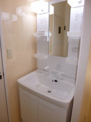 シャワー付独立洗面台