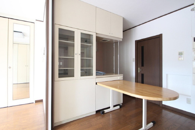 食器棚&テーブル