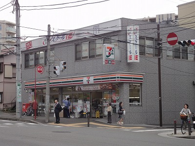 セブンイレブン：4分