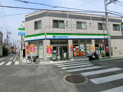 ファミマ大曽根2分